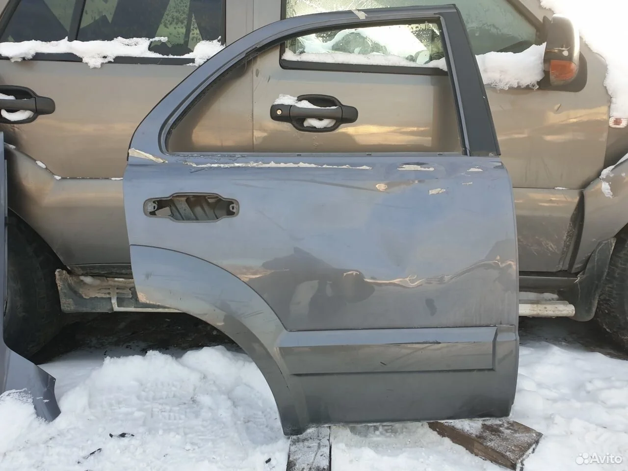 Дверь задняя правая kia sorento 1 соренто