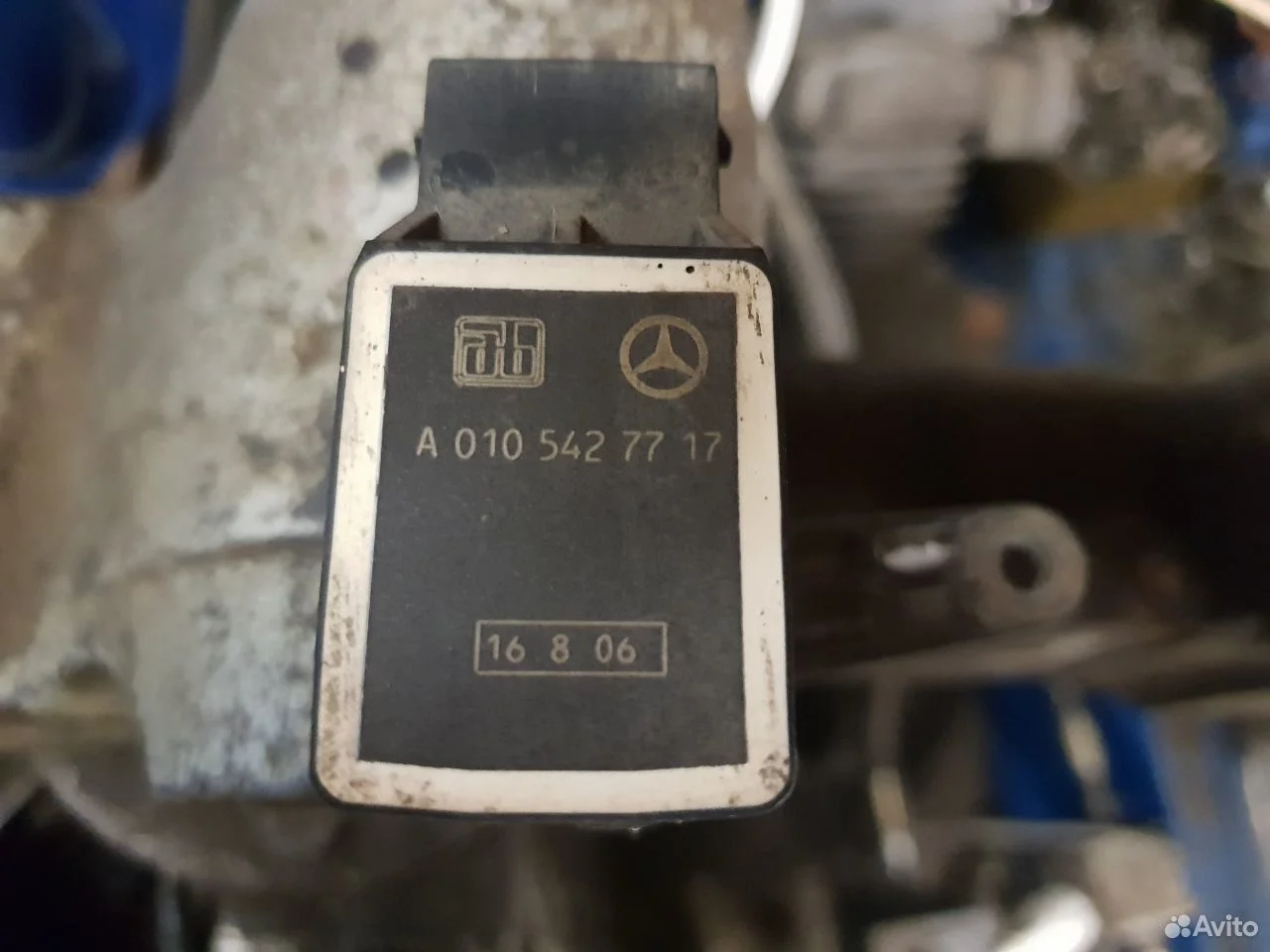 Датчик уровня кузова mercedes w220 a0105427717 220