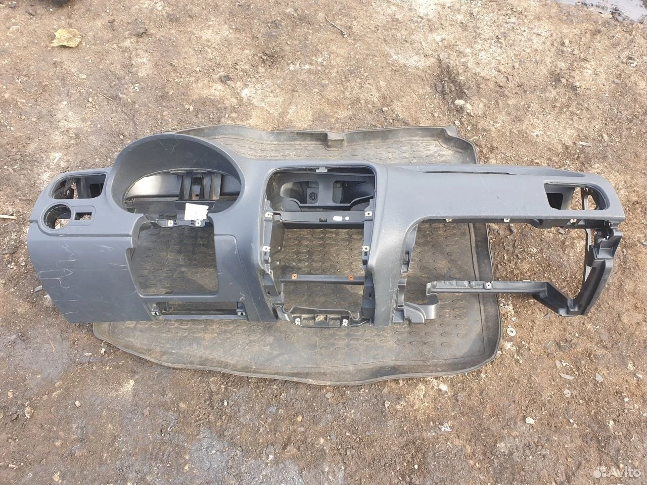 Панель торпедо vw polo sedan торпеда поло седан