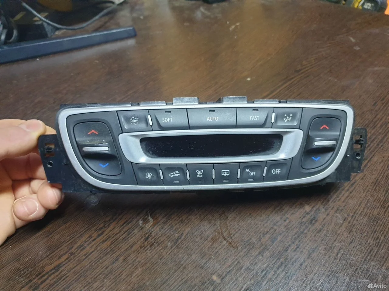 Блок управления климатом renault megane 3 меган 3