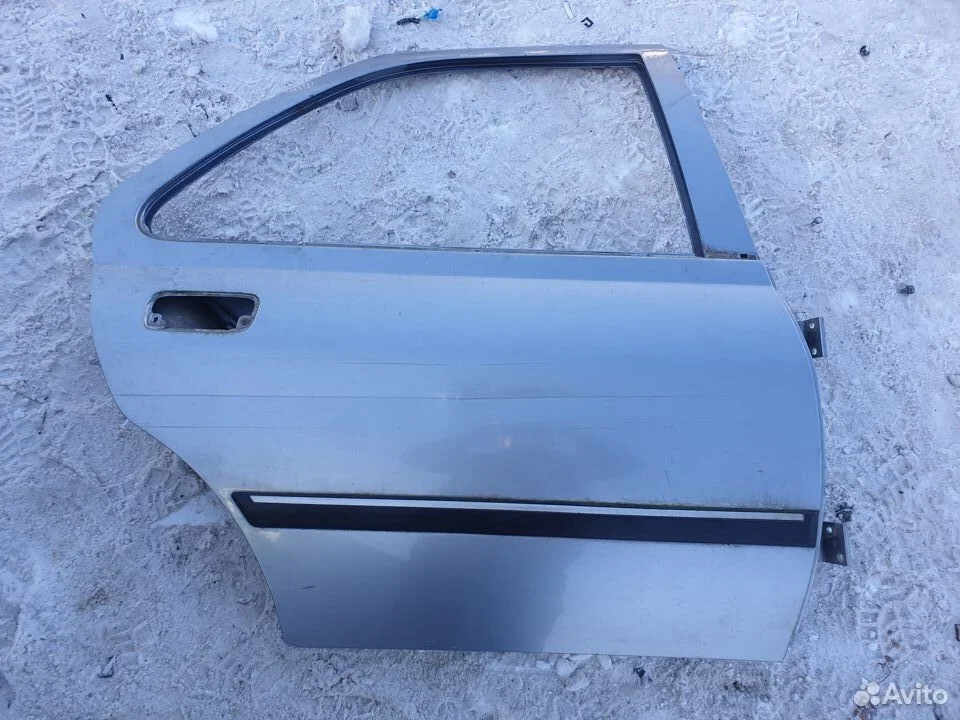 Дверь задняя правая peugeot 406 пежо 9008g2 седан