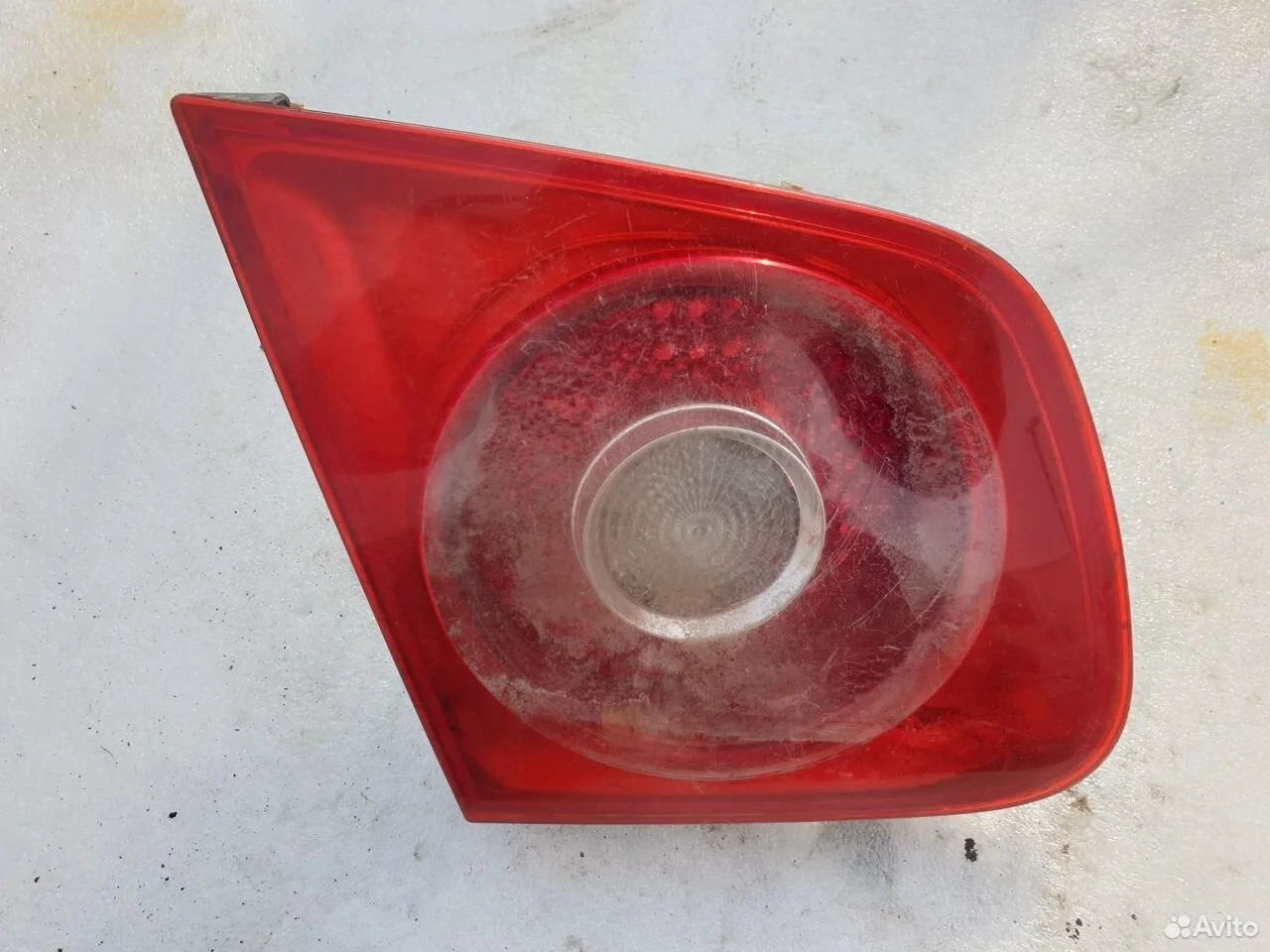 Фонарь задний внутренний левый vw jetta v джетта 5