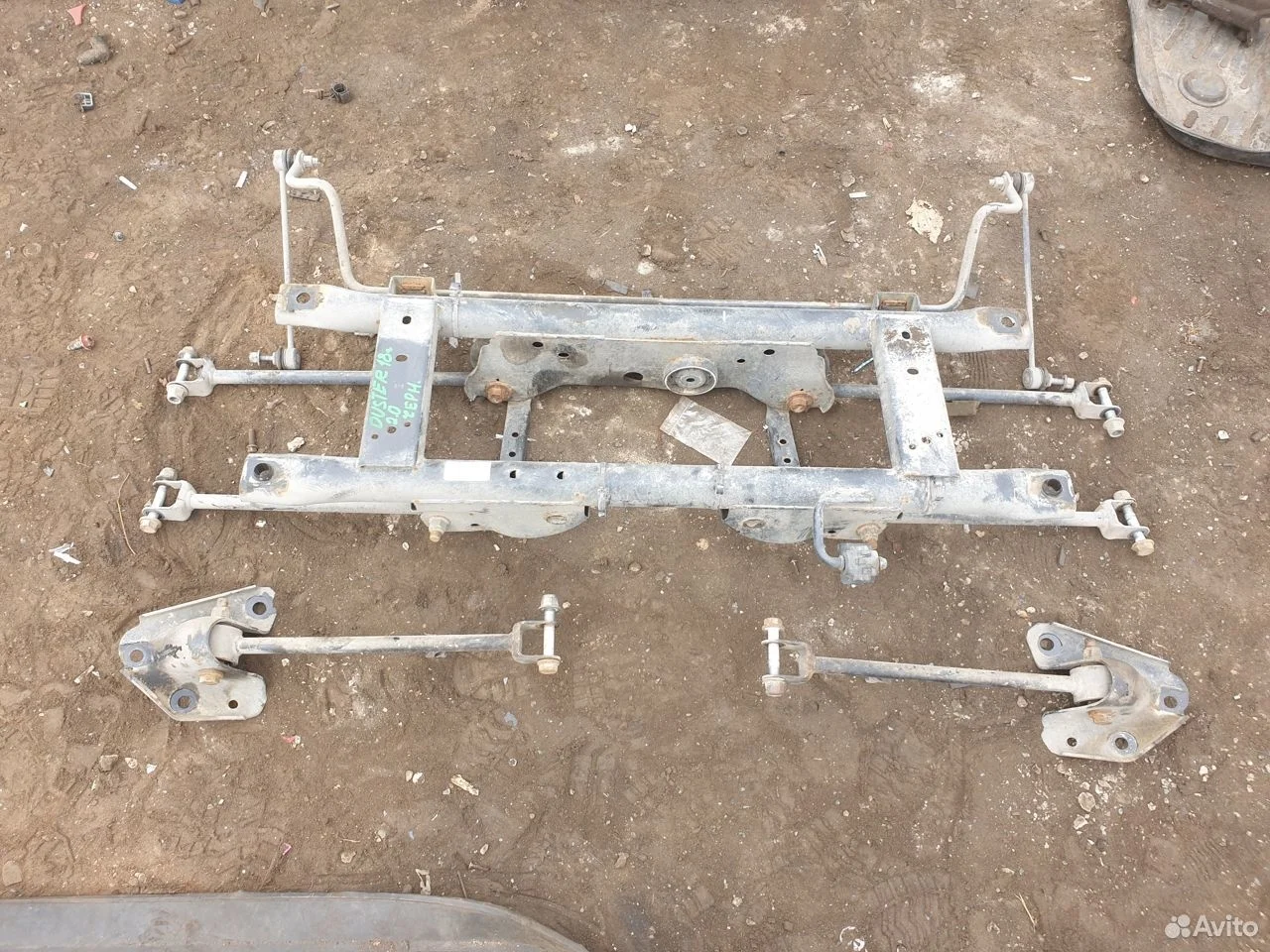Подрамник задний рычаг подвески renault duster 4x4