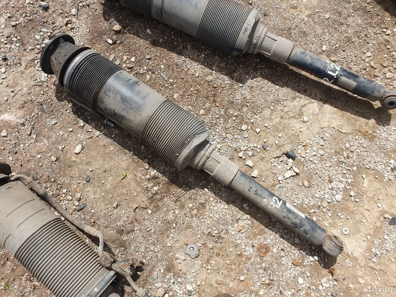 Задняя правая стойка abc mercedes s w220 cl w215