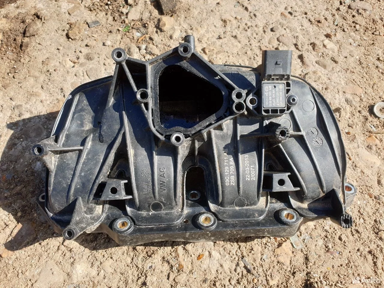 Впускной коллектор 1.4 tsi cav cth vw tiguan golf