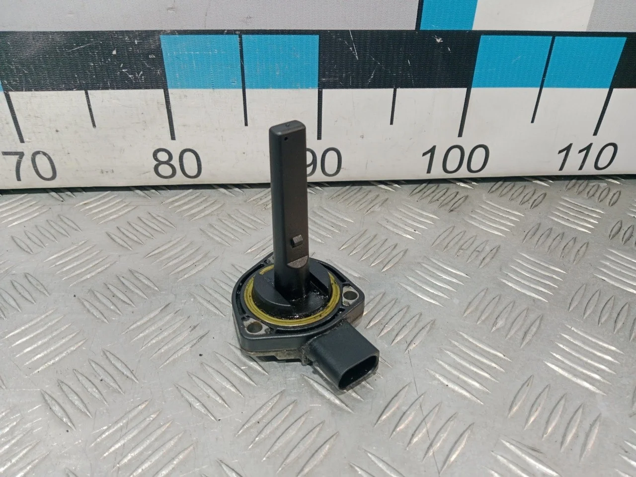 [Б/У] Датчик уровня моторного масла [Код: 00584835 ]