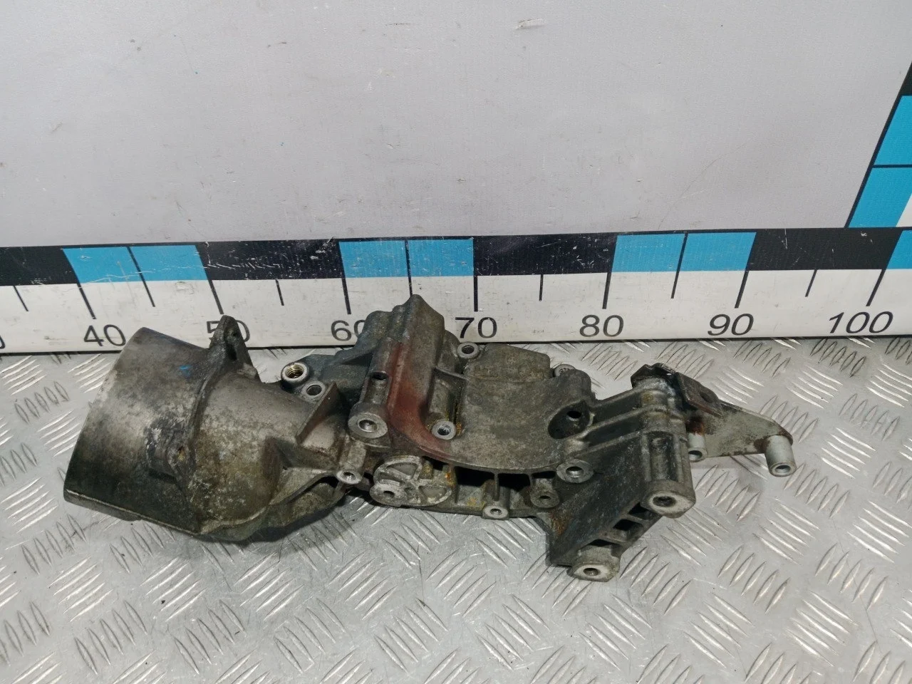 [Б/У] Корпус масляного фильтра [Код: 00584841 ]