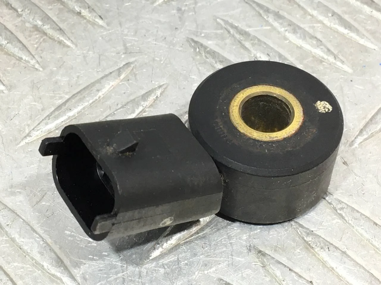 [Б/У] Датчик детонации Opel Chevrolet [Код: 00586108 ]