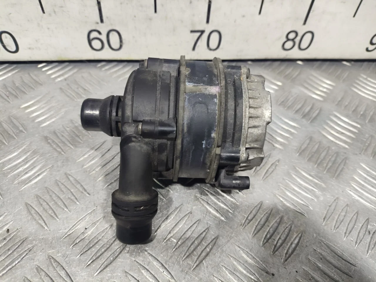 [Б/У] Насос (помпа) электрический [Код: 00586243 ]