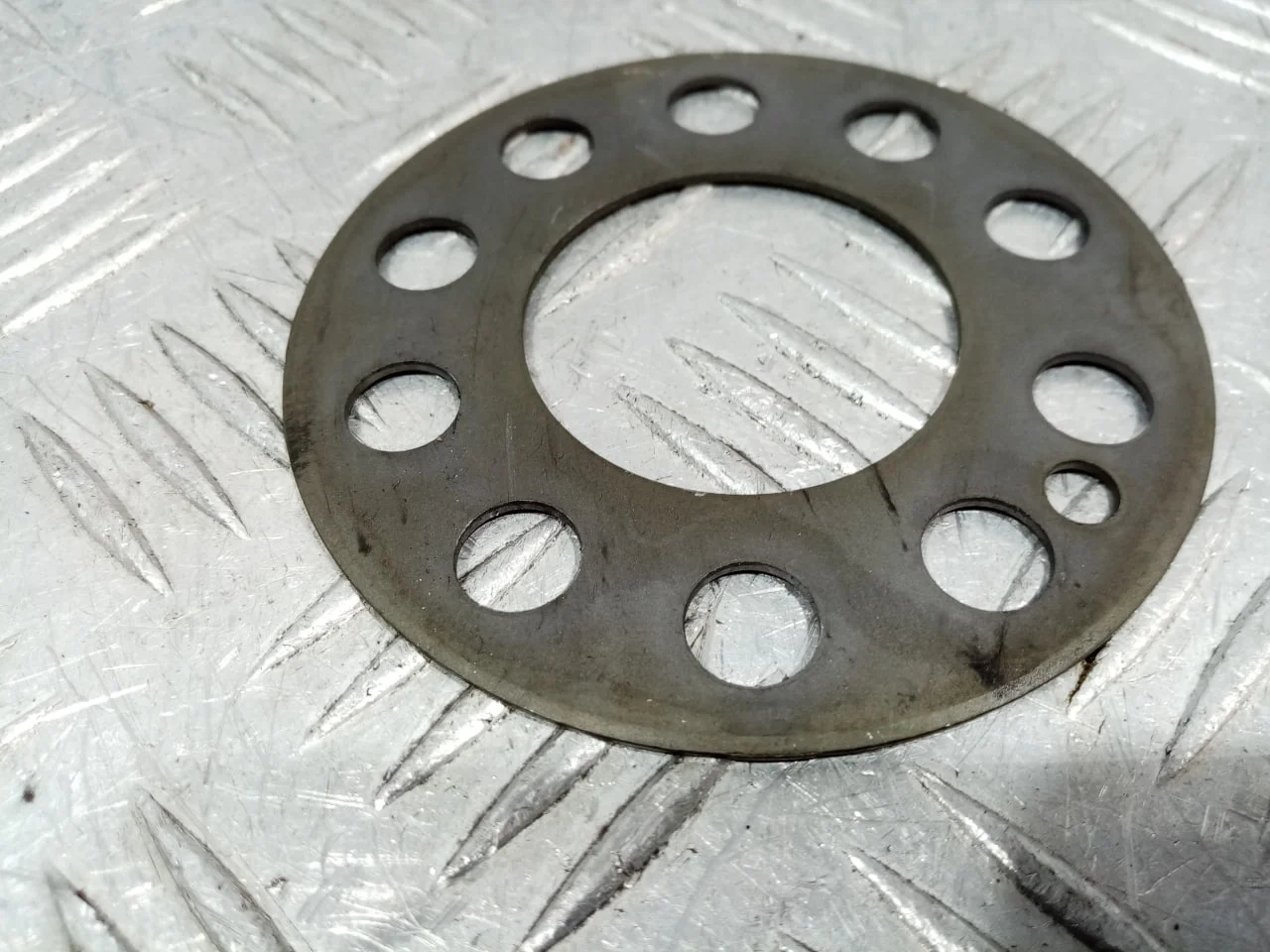 [Б/У] Проставка маховика 1.5 мм [Код: 00585883 ]