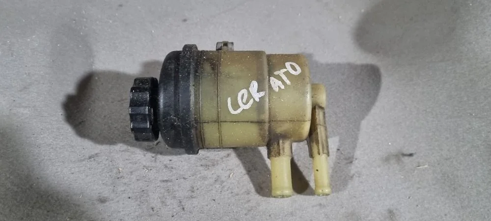 Бачок гидроусилителя для Kia Cerato 2004-2008