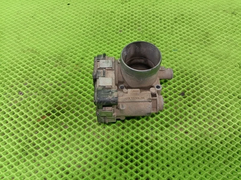 Дроссельная заслонка Volkswagen Polo 5 2013 03C133062M СЕДАН CFN