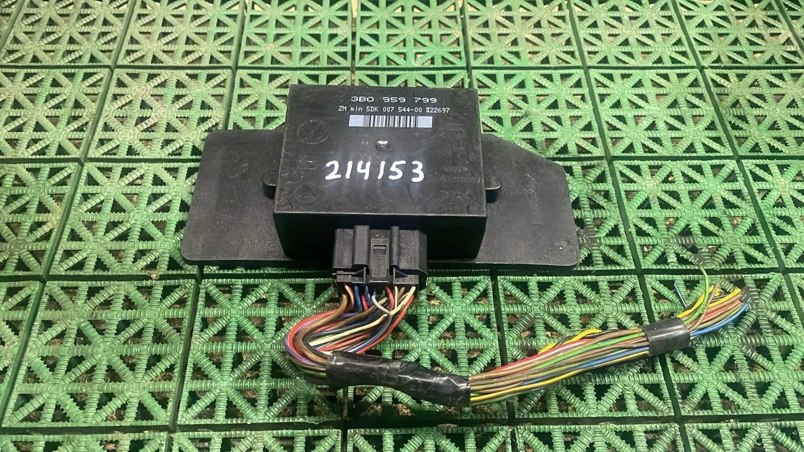 Блок комфорта SKODA OCTAVIA 1U 1997- Б/У OCTAVIA 1U(1997-2009)