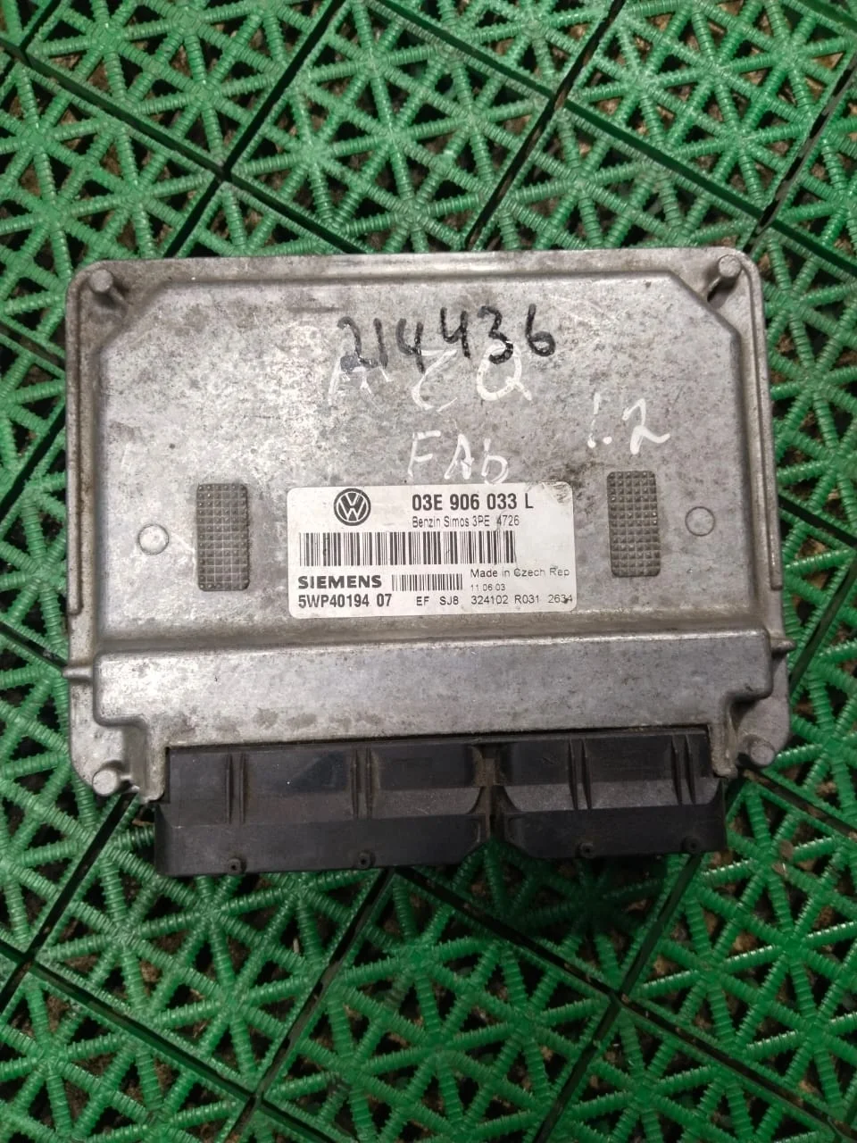 Блок управления двигателя ДВС ЭБУ VOLKSWAGEN POLO 2000- Б/У GOLF 4(1998-2004)