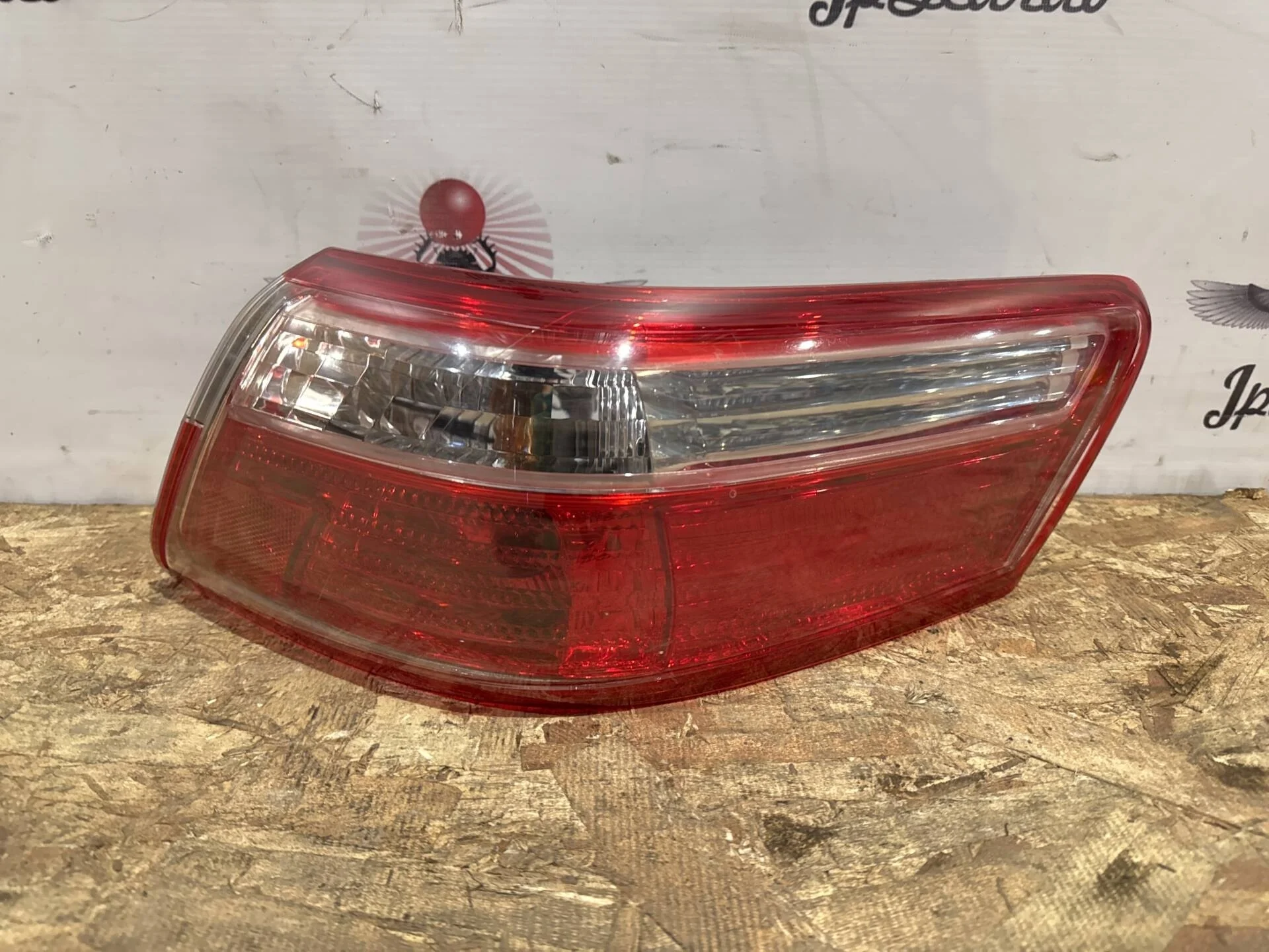 Фонарь задний правый Toyota Camry ACV40, GSV40