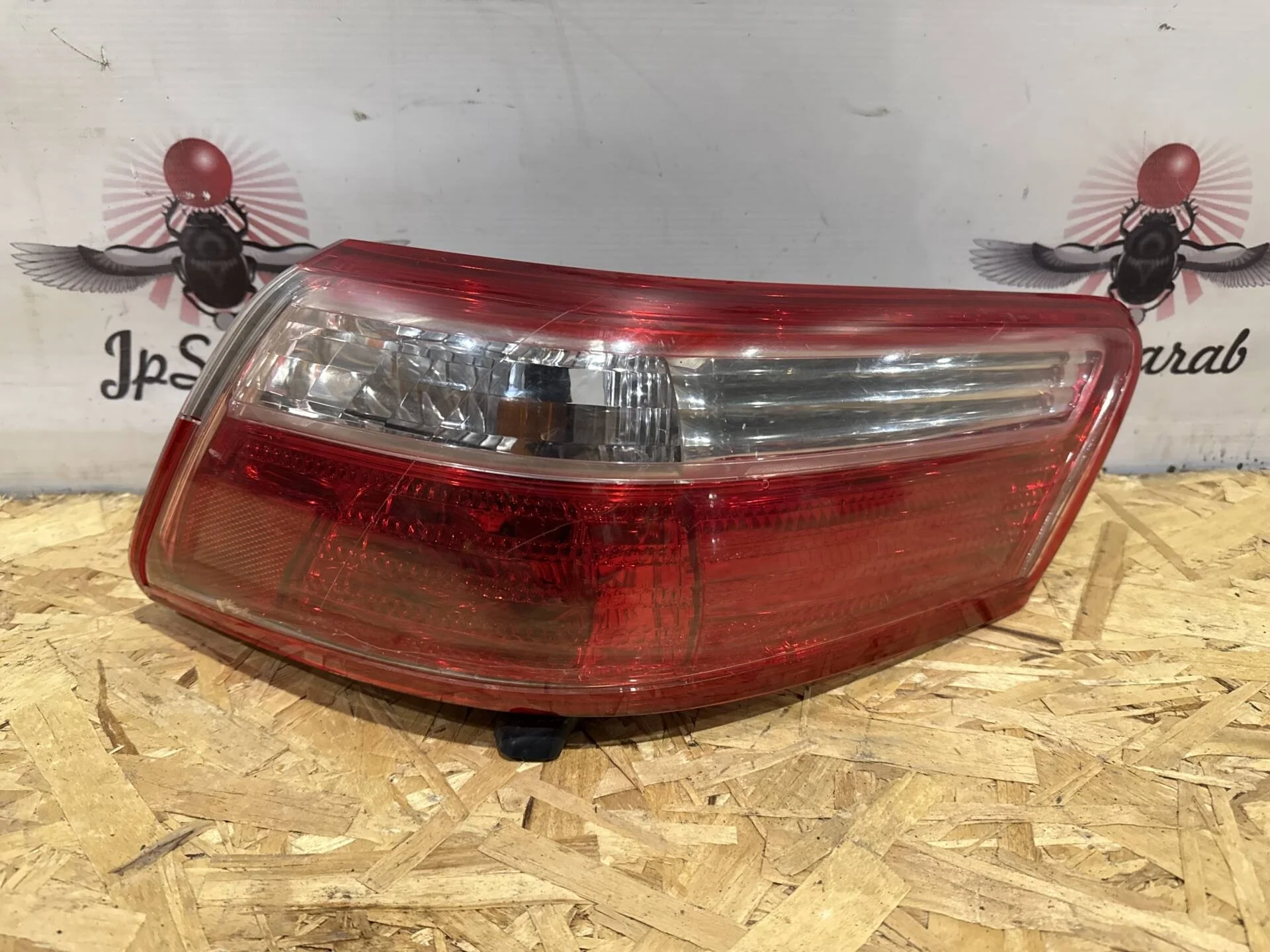 Фонарь задний правый Toyota Camry ACV40, GSV40
