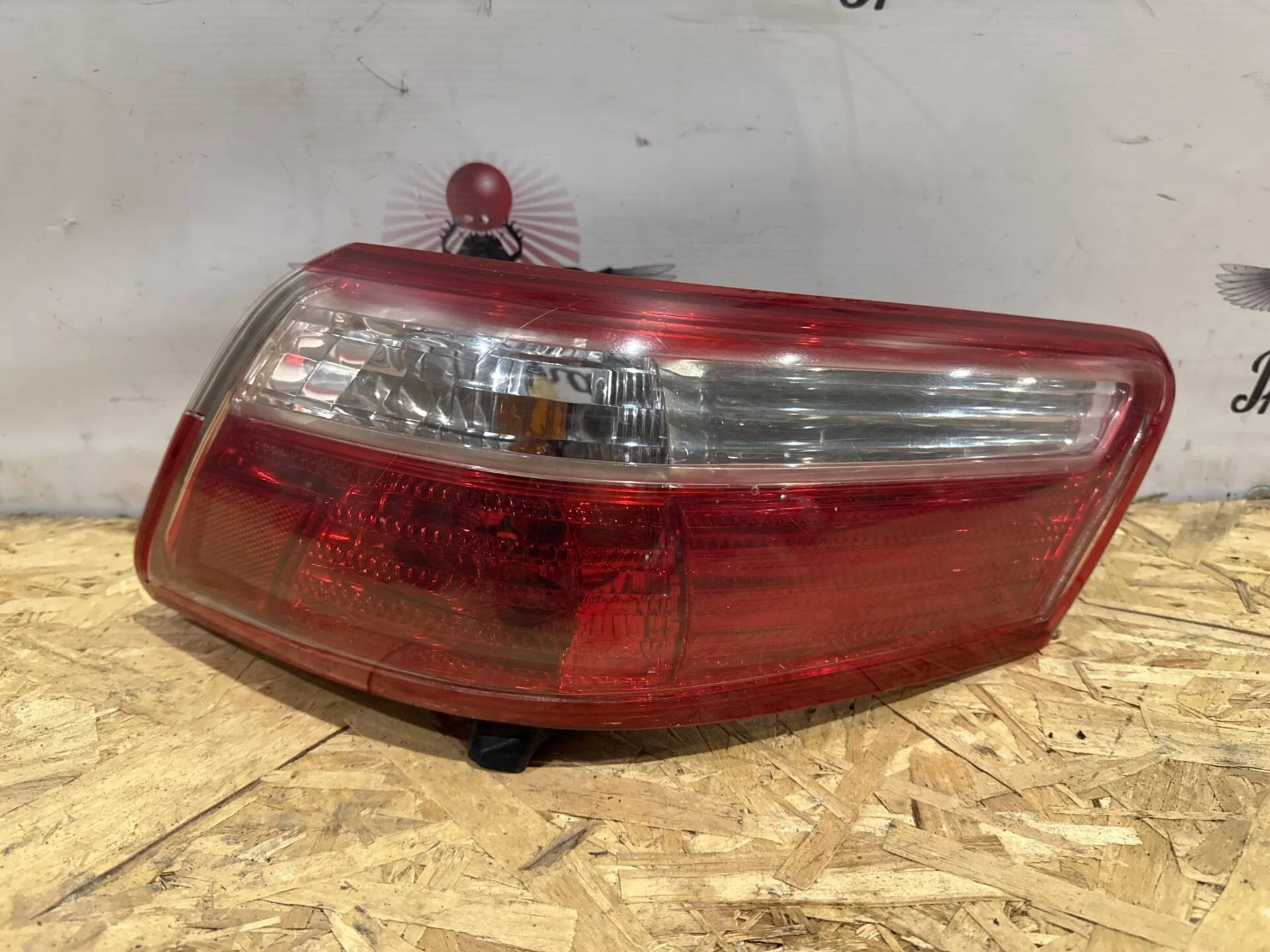 Фонарь задний правый Toyota Camry ACV40, GSV40