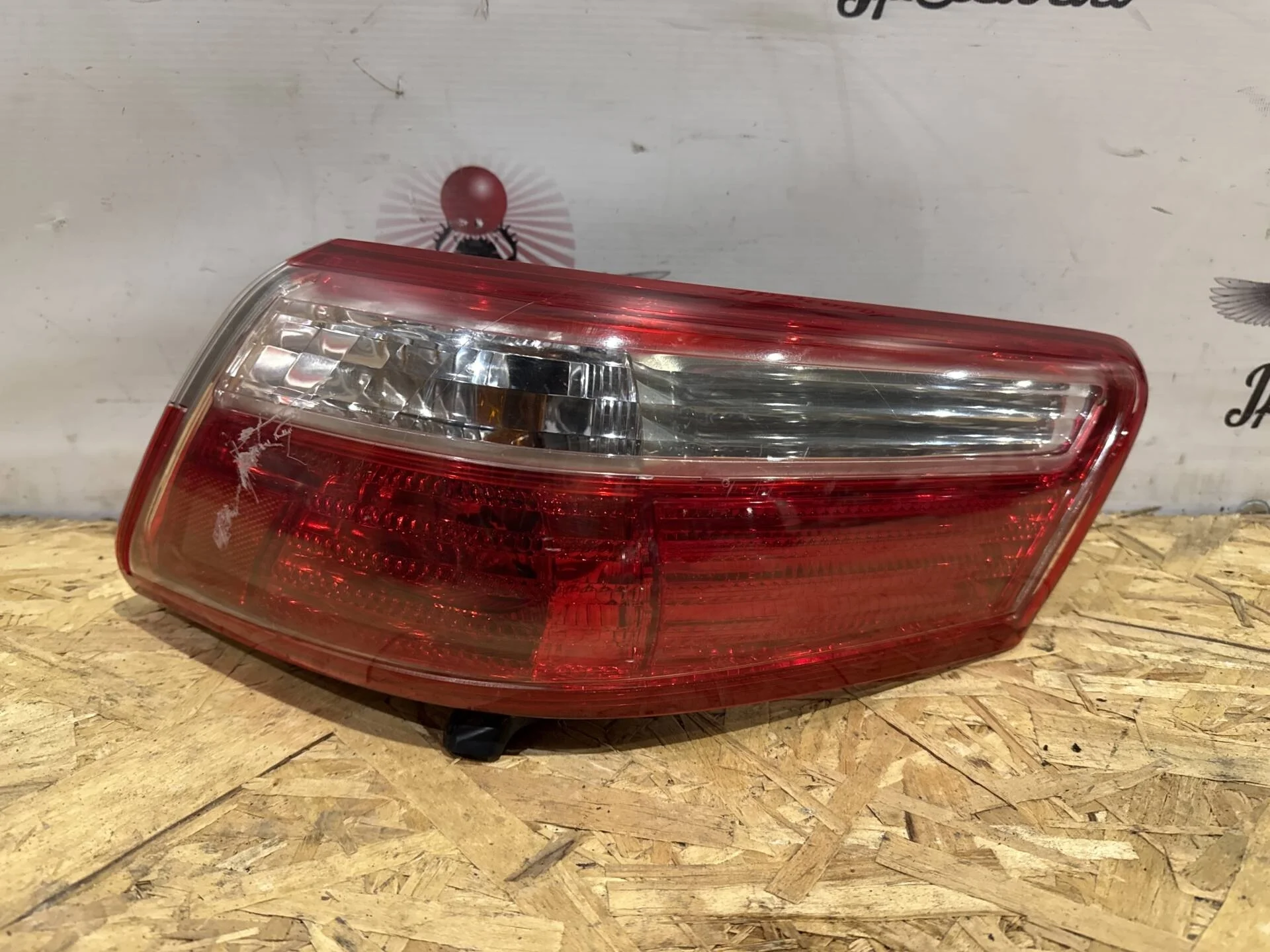 Фонарь задний правый Toyota Camry ACV40, GSV40