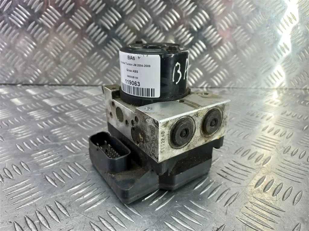 Блок ABS Hyundai TUCSON I (2004—2015)