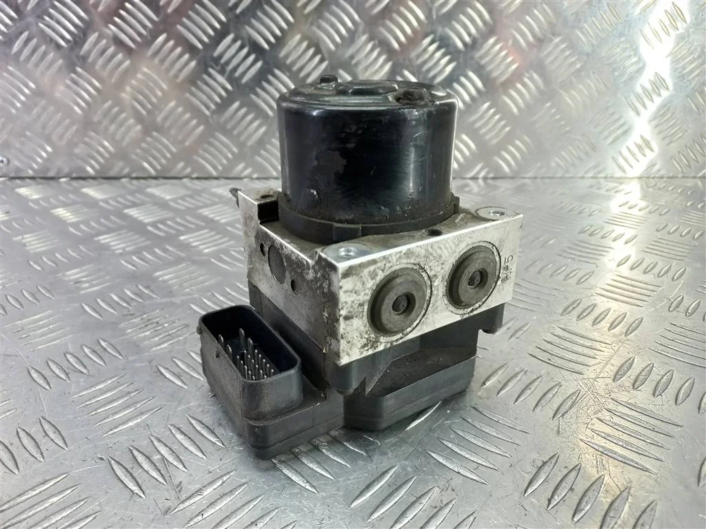 Блок ABS Hyundai TUCSON I (2004—2015)