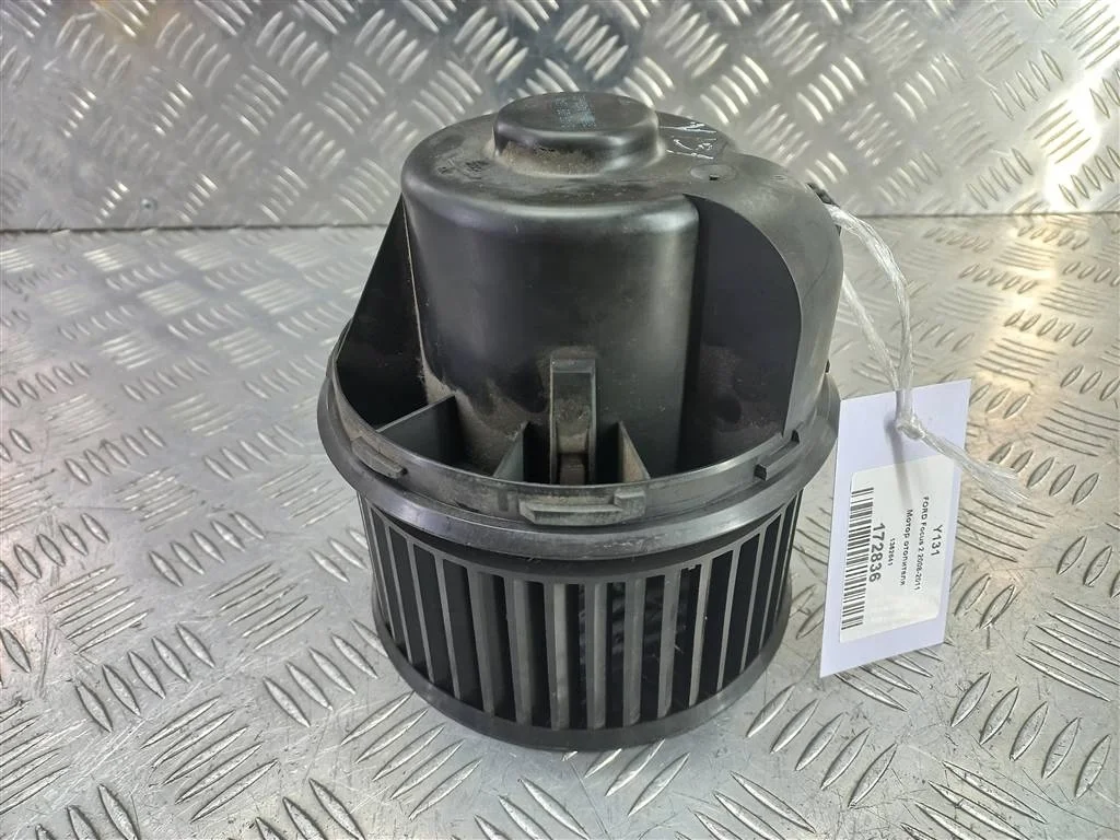 Моторчик отопителя FORD Focus II рестайлинг (2007