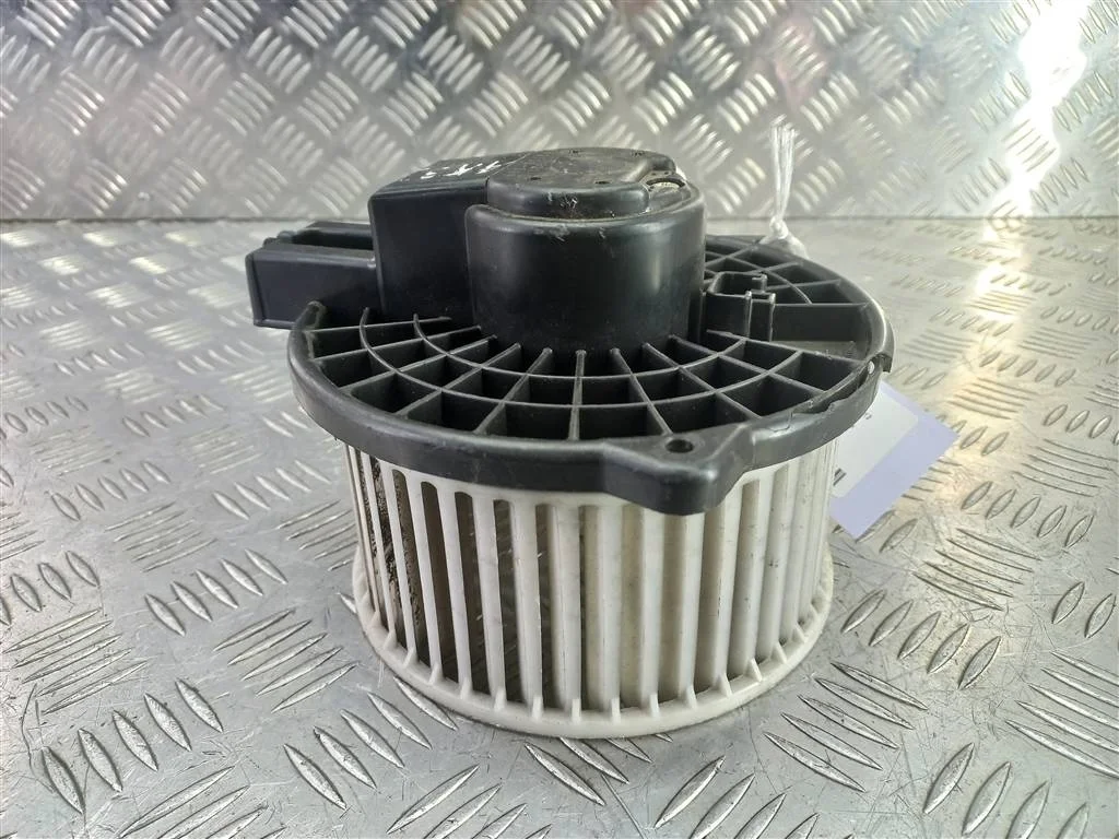 Моторчик отопителя MAZDA 6 GH (2007—2009)