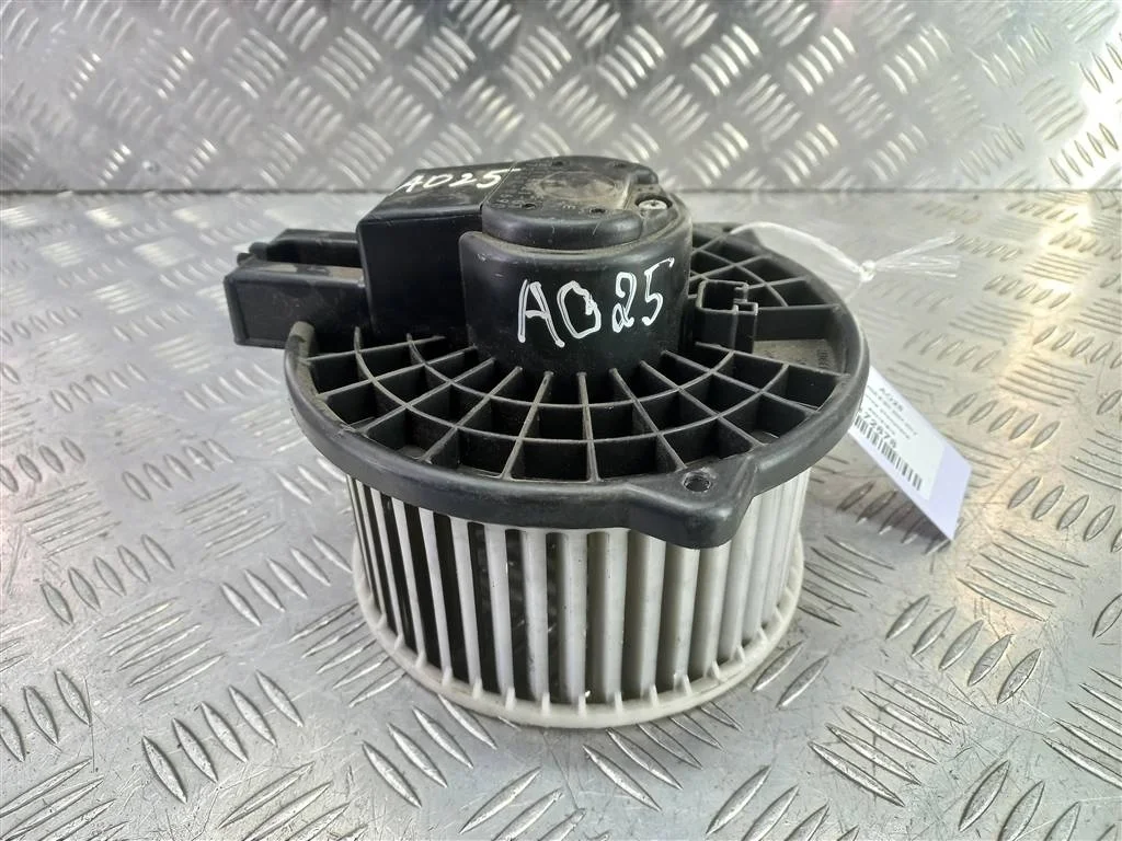 Моторчик отопителя MAZDA 6 GH (2007—2009)