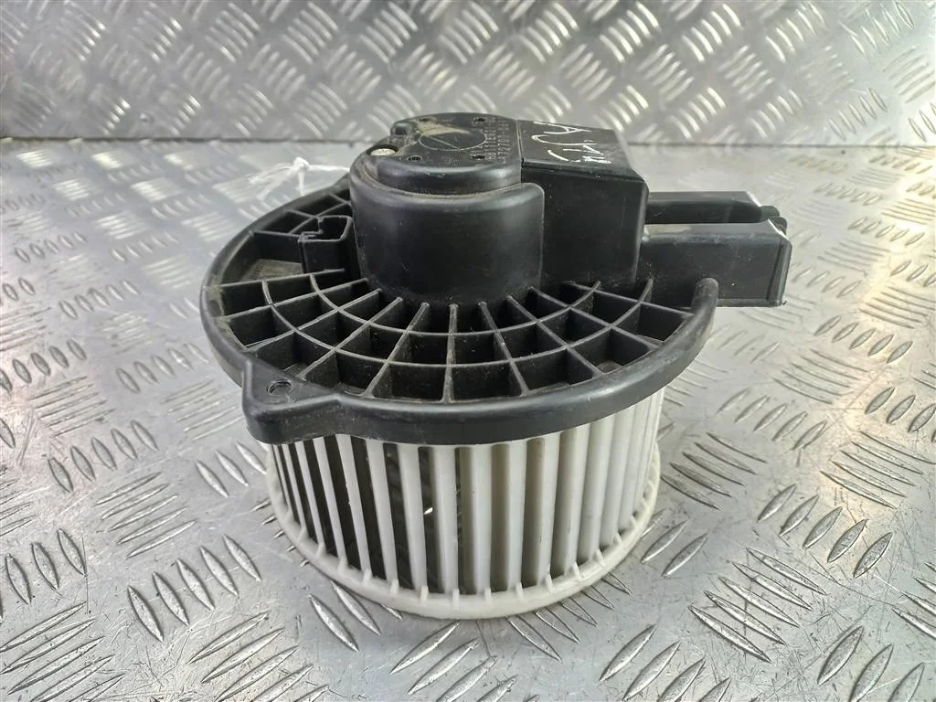 Моторчик отопителя MAZDA 6 GH (2007—2009)