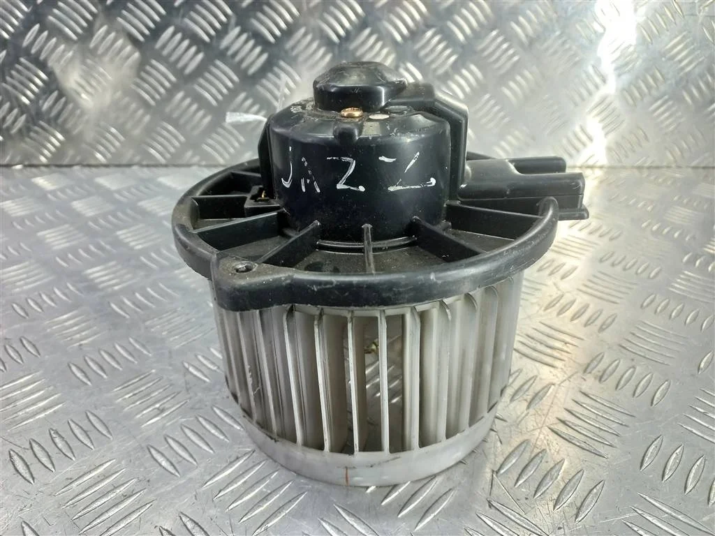 Моторчик отопителя HONDA JAZZ GD рестайлинг (2005