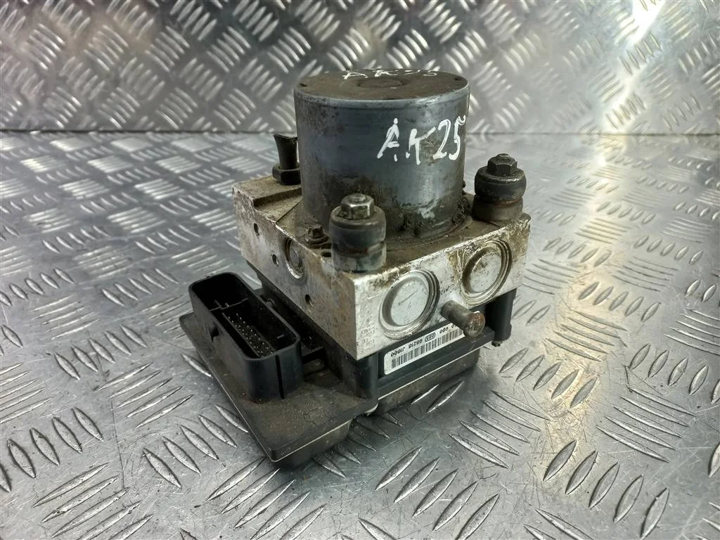 Блок ABS Hyundai I20 I (2008—2012)