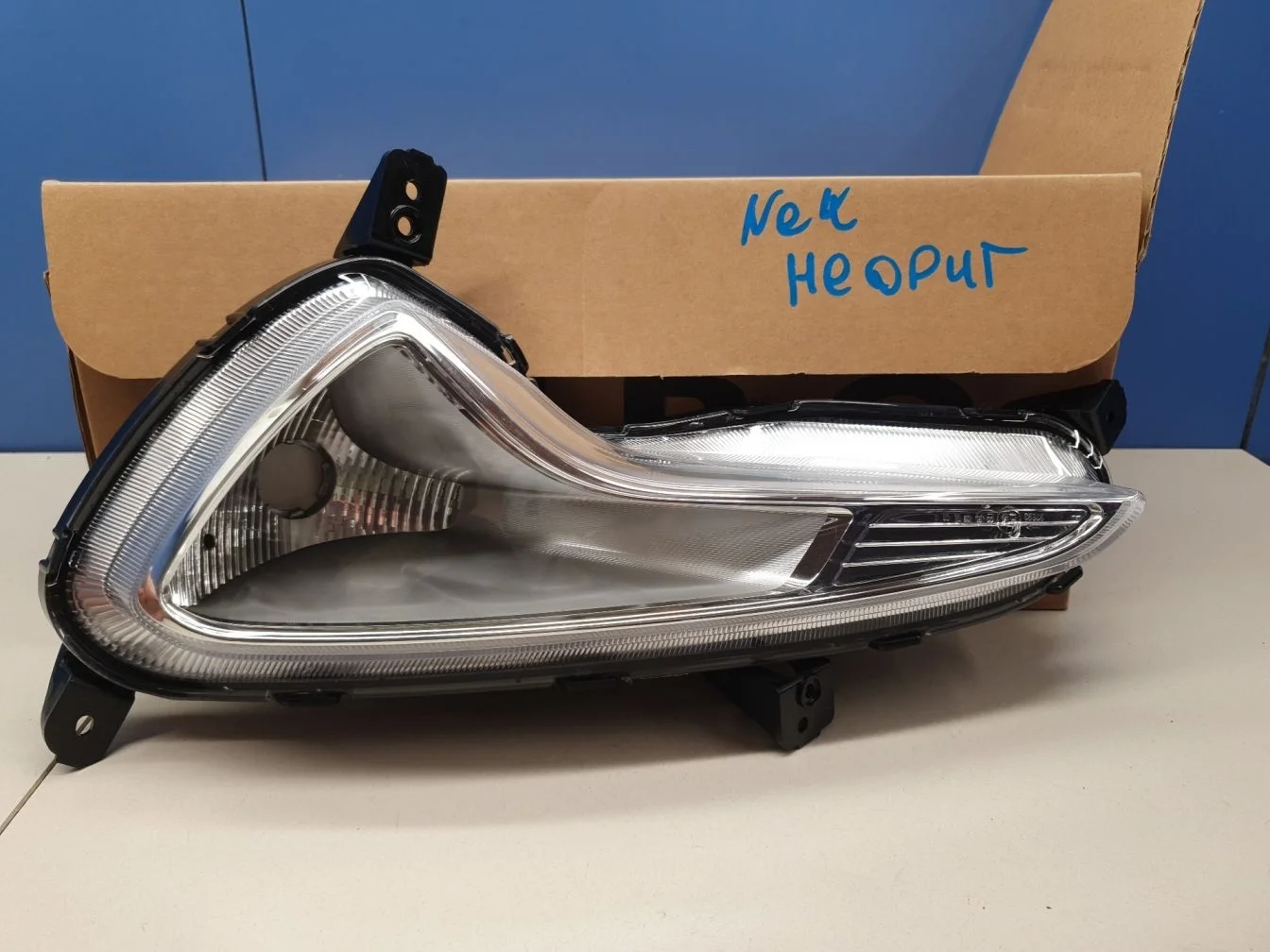 Фара противотуманная левая для Hyundai Solaris 2010-2017
