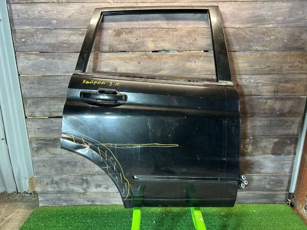 Дверь задняя правая  Ssangyong Kyron