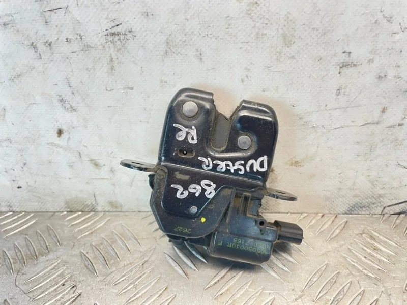 замок двери багажника Renault Duster 2012 HSM F4RA400