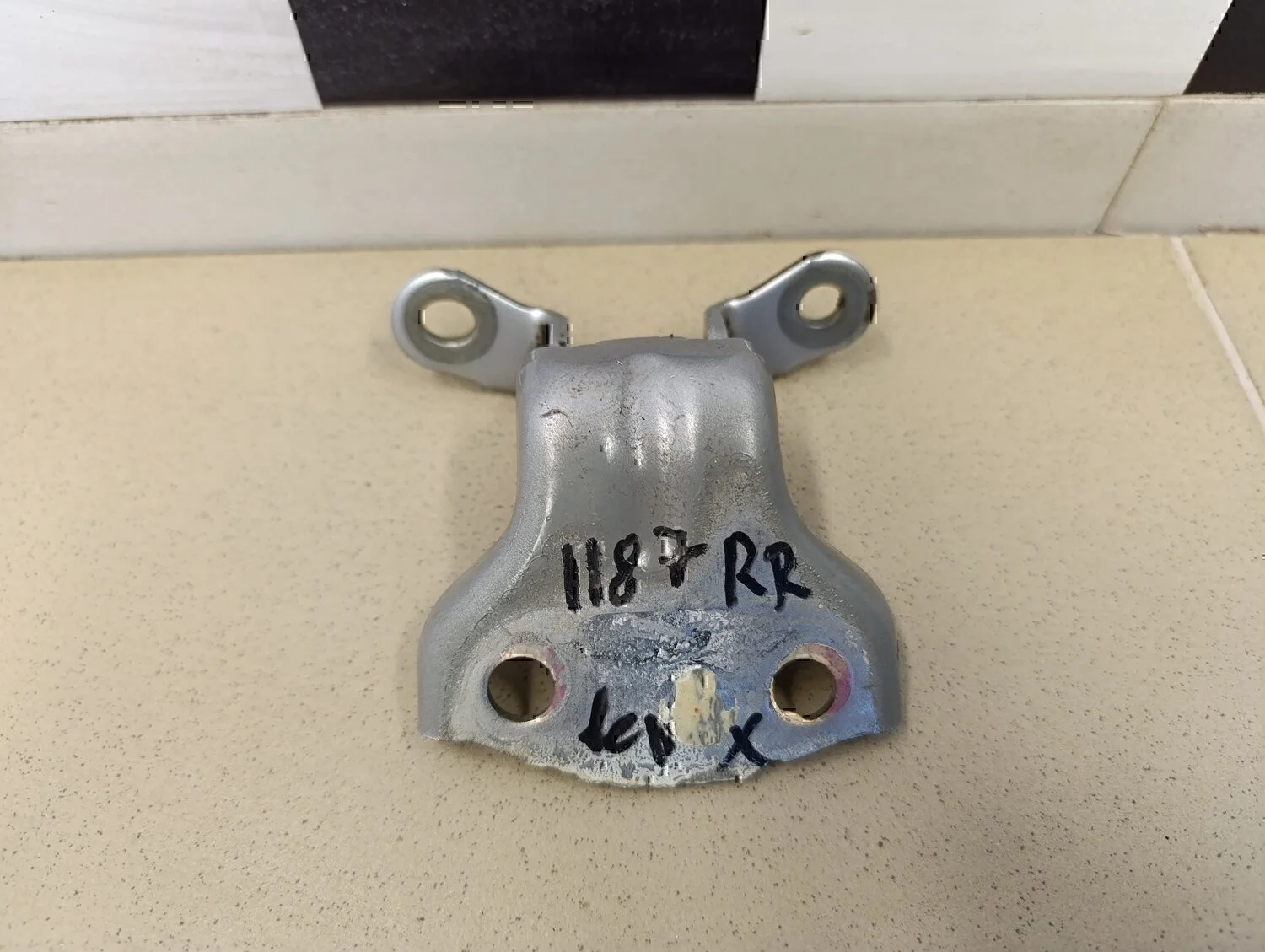 Петля двери задней Lacetti 2003-2013