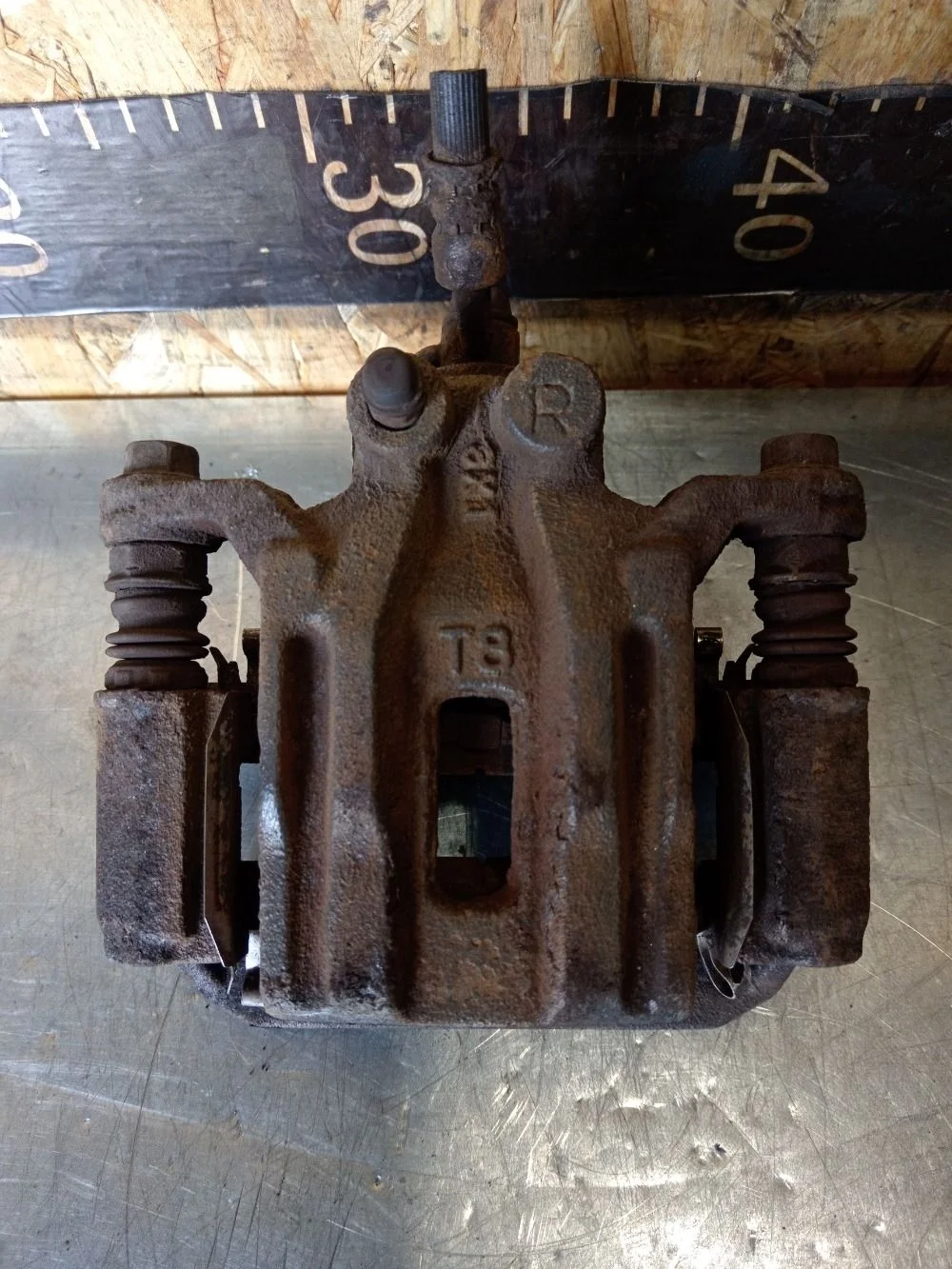 Суппорт тормозной задний правый Nissan Pathfinder III рестайлинг (2010—2014) 2014 KAP