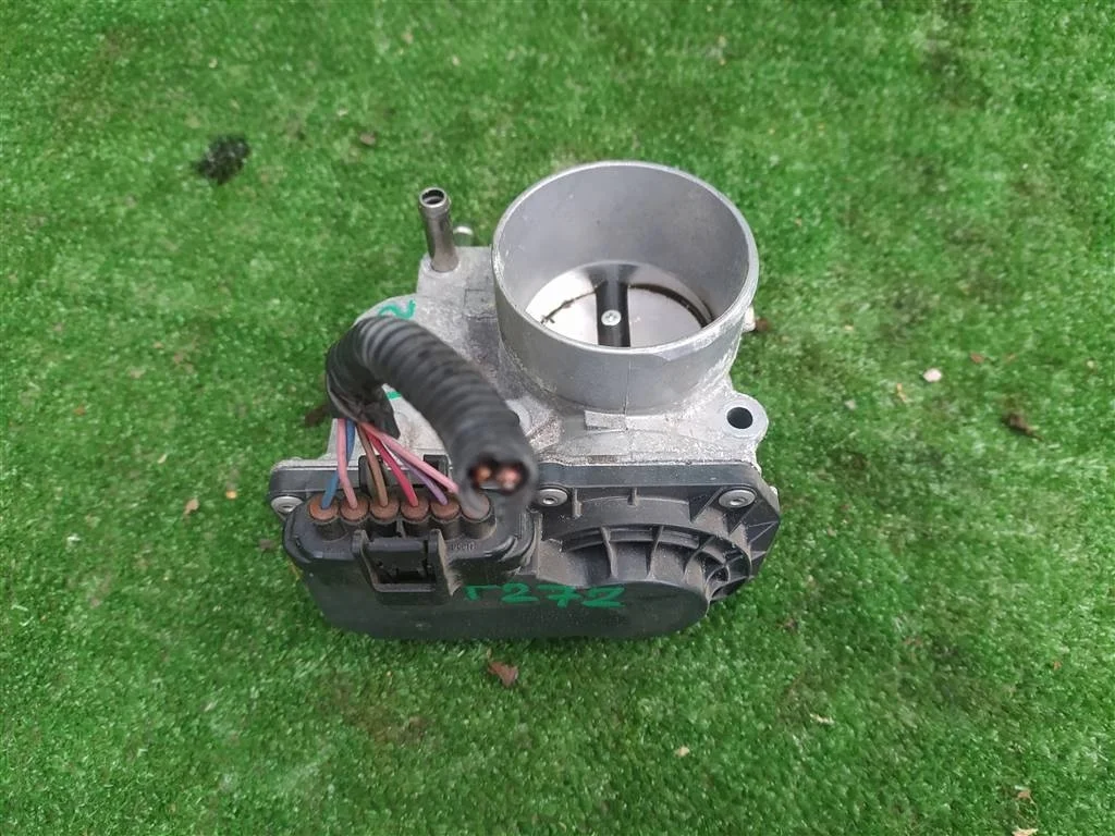 Б.у. дроссельная заслонка TOYOTA AVENSIS ZRT270 TOYOTA AVENSIS ZRT270