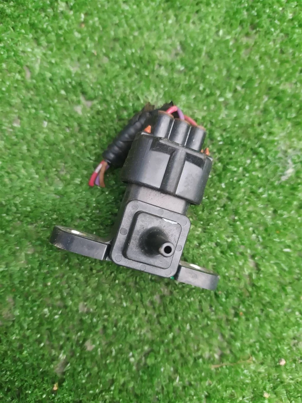 Б.у. датчик абсолютного давления TOYOTA AVENSIS ZRT270 TOYOTA AVENSIS ZRT270