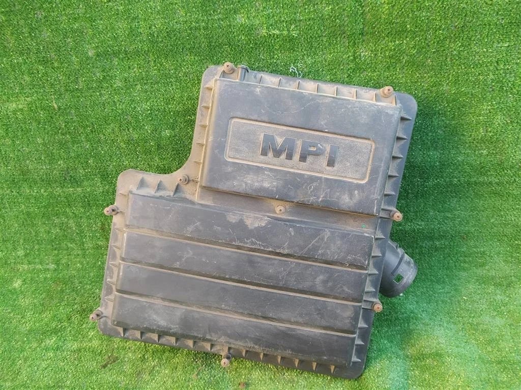 Б.у. корпус воздушного фильтра SKODA RAPID NH SKODA RAPID NH