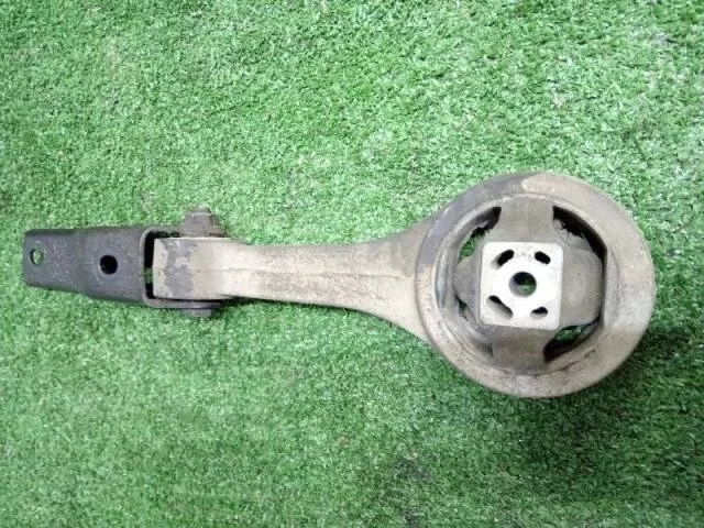 Б.у. опора двигателя SKODA RAPID NH SKODA RAPID NH