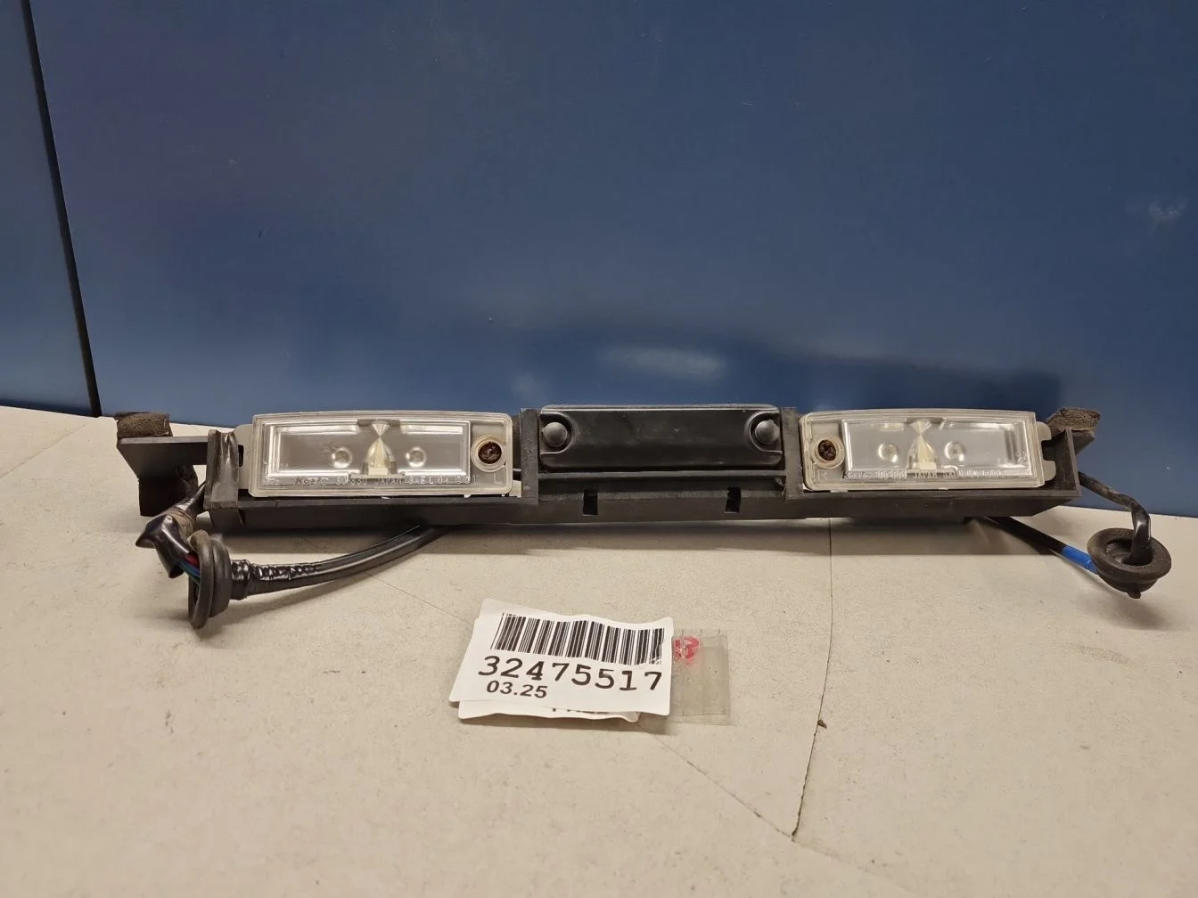 Кнопка открывания багажника для Lexus LS 460 USF4 2006-2017