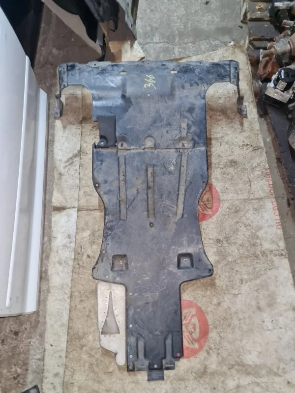 Защита двигателя Porsche Cayenne 2010 957