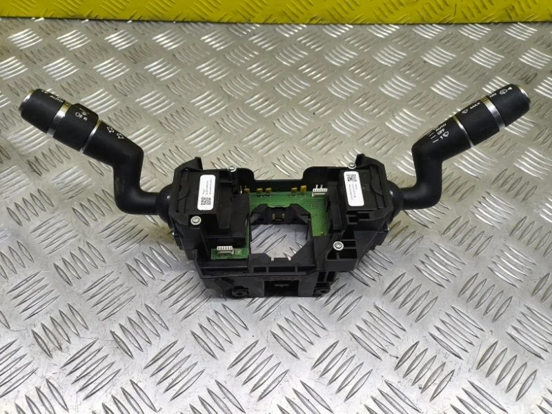 Переключатель подрулевой (стрекоза) Land Rover Range Rover Sport Ii (2013-2022) 2016 LR024627 3.0 D SDV6
