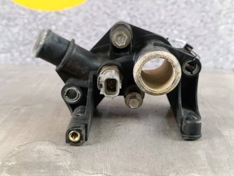 Переходник выпуска антифриза Ford C-max 2010 C214