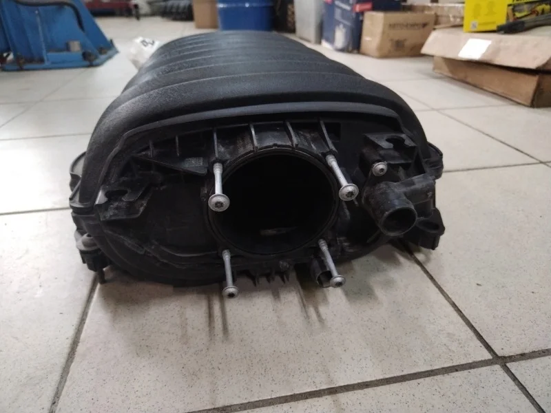 Коллектор впускной Porsche Cayenne 2012 958