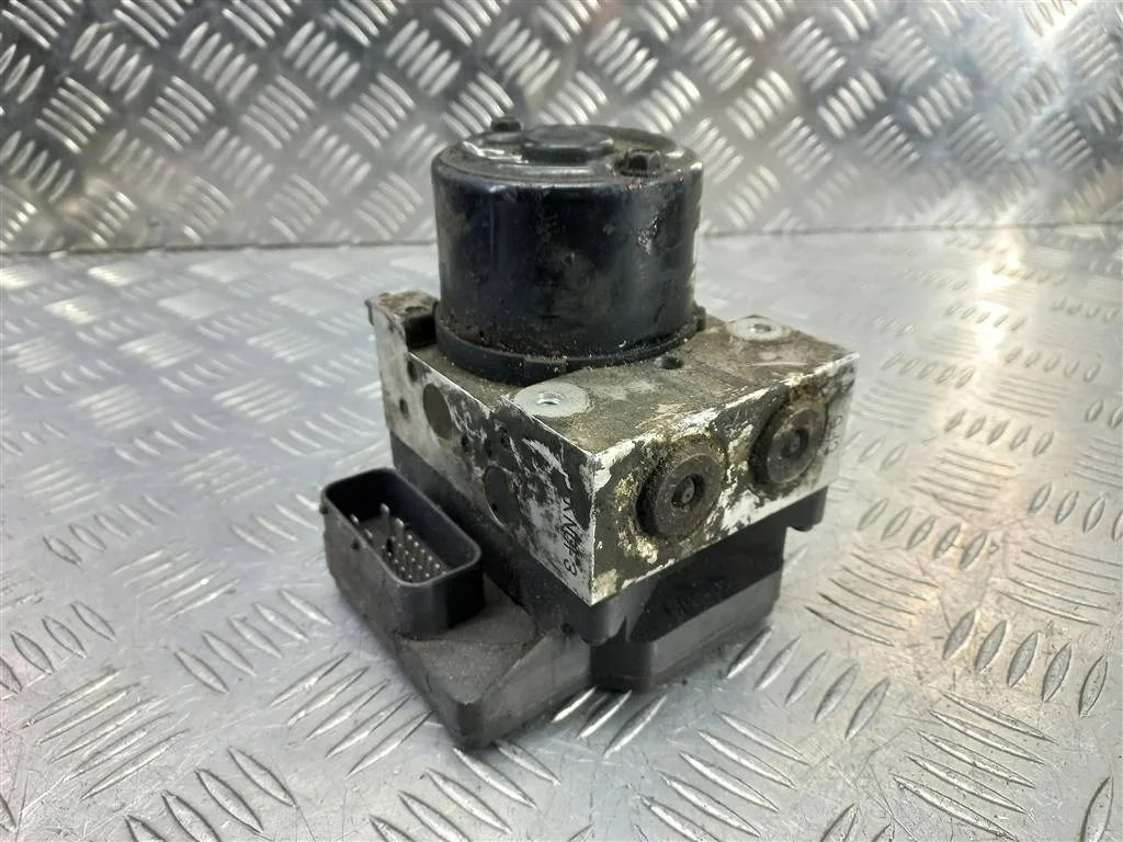 Блок ABS Hyundai TUCSON I (2004—2015)