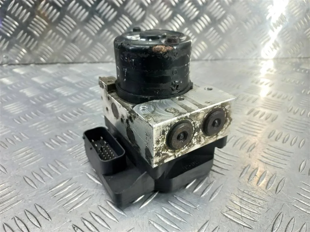 Блок ABS Hyundai TUCSON I (2004—2015)