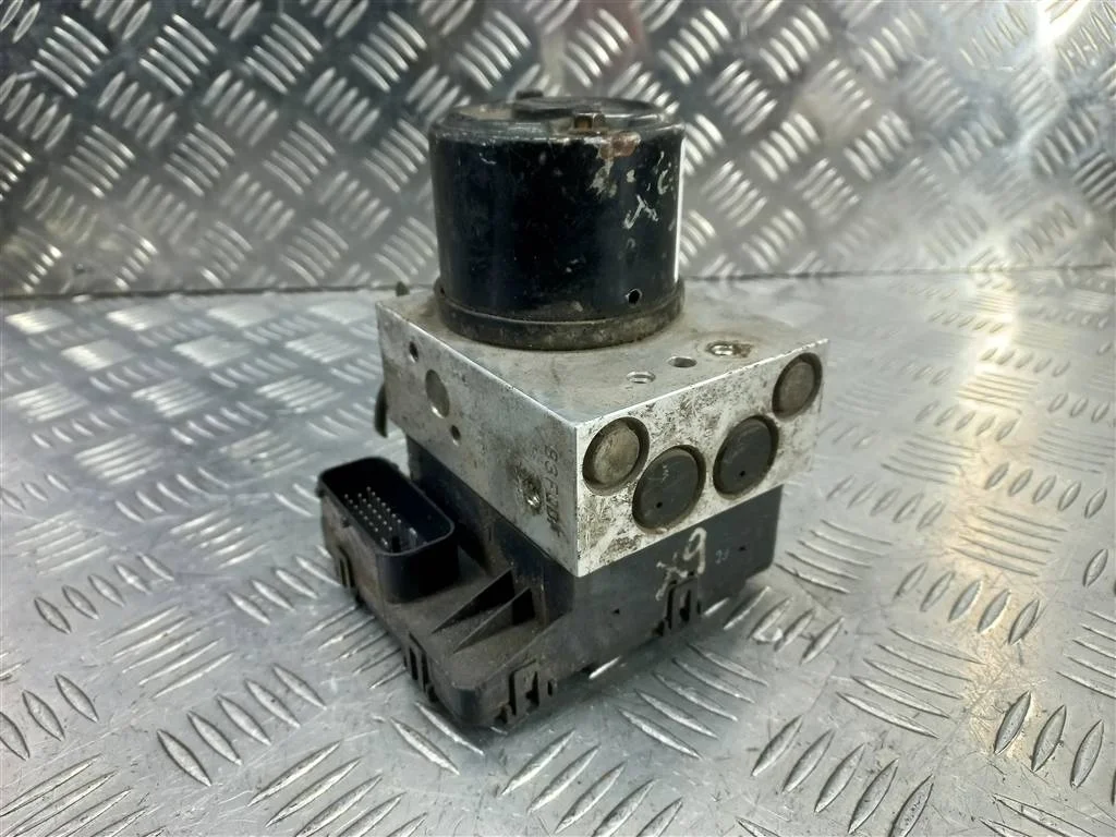 Блок ABS Hyundai SANTA FE I (2000—2012)