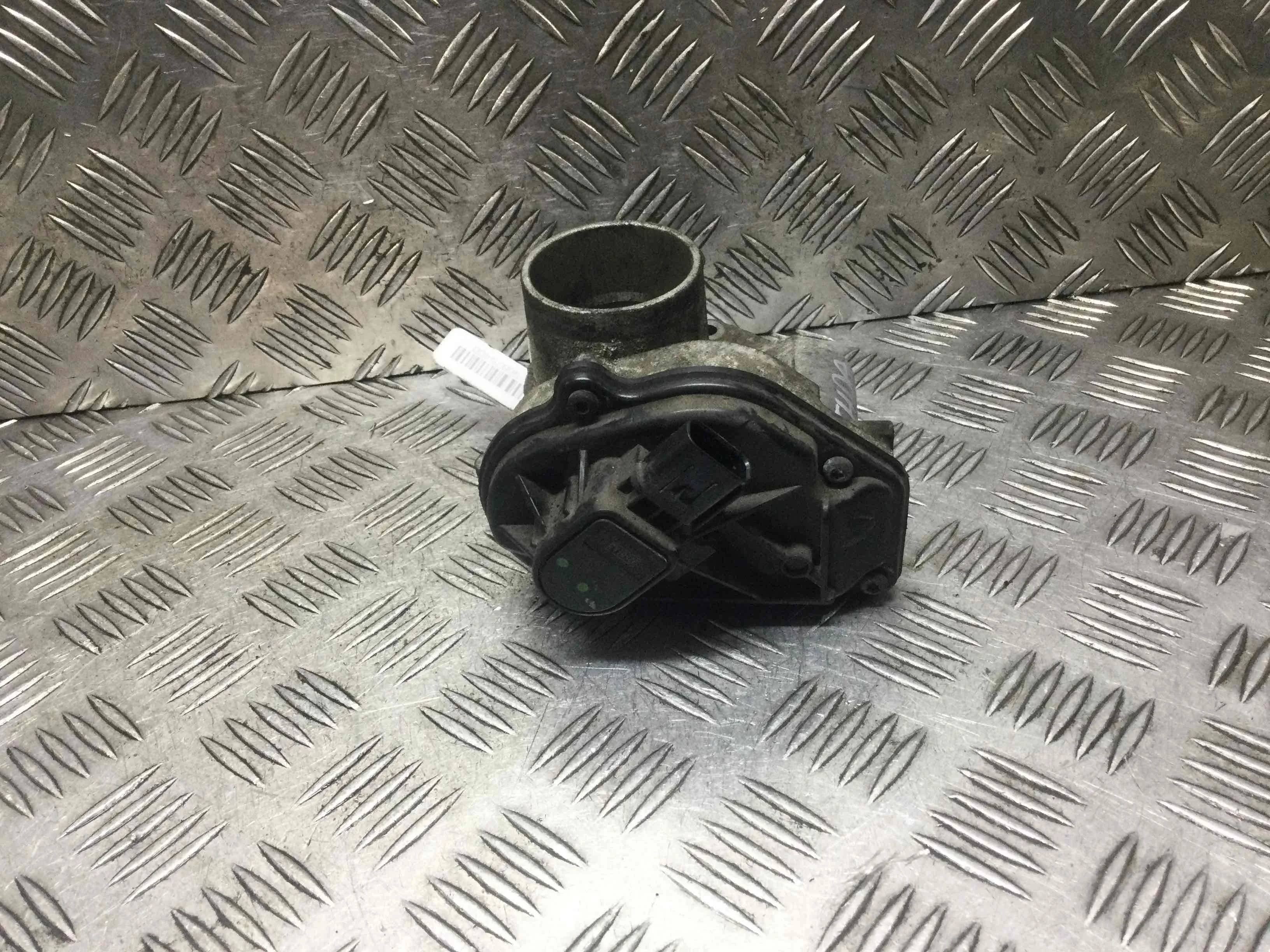 Заслонка дроссельная Ford Focus 2 поколение [рестайлинг] (2008-2011) бензин 1.6 i Механика Х/б