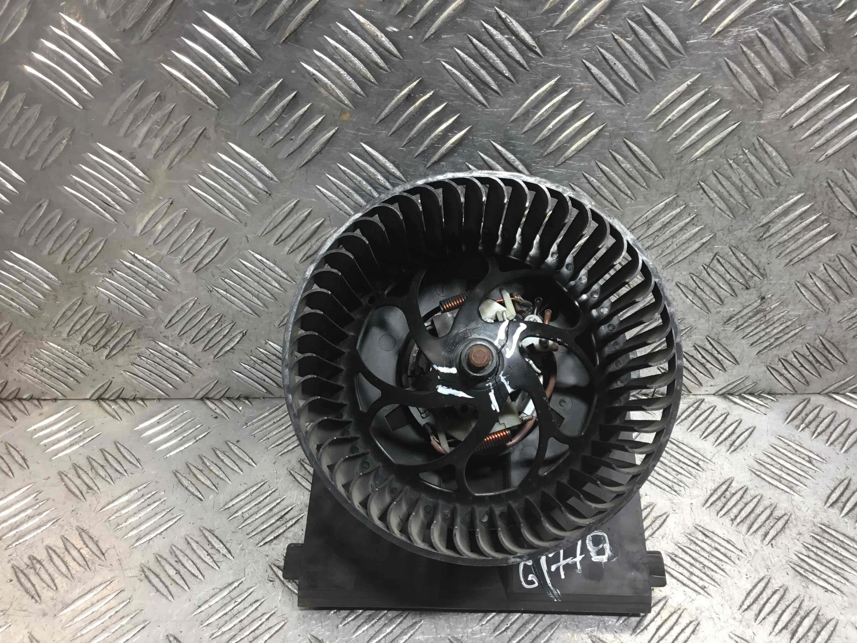 Моторчик печки Audi A3 8L (1996-2000) бензин 1.8 Ti Механика Х/б