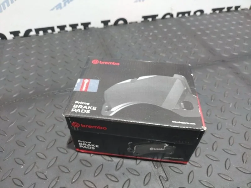 Тормозные колодки BMW 5 P06093 G30, переднее